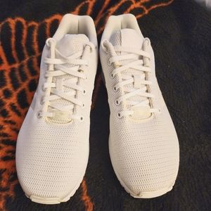 Adidas Men's white shoes sz 12